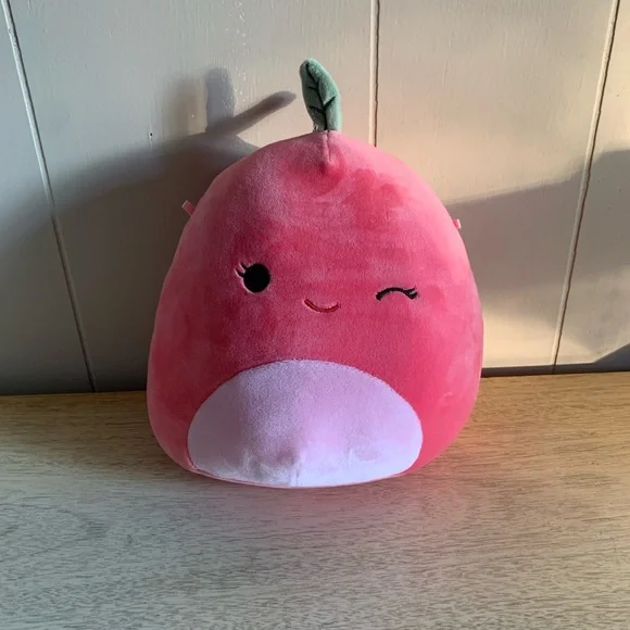 Squishmallows Cherry - Picture 1 of 4